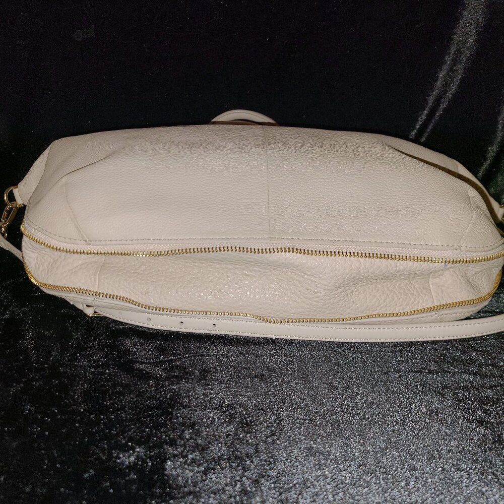 TORY BURCH Ivy Slouchy Shoulder Bag - Picture 5 of 10